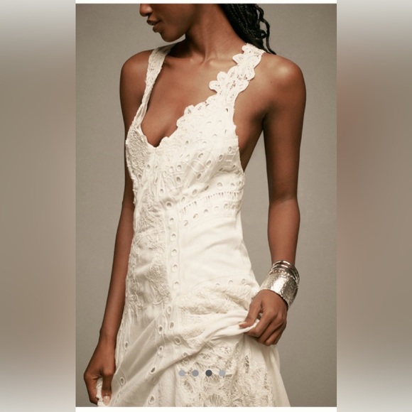 Anthropologie V neck lace Elegant White Lace Dress retails $325 - Picture 3 of 5